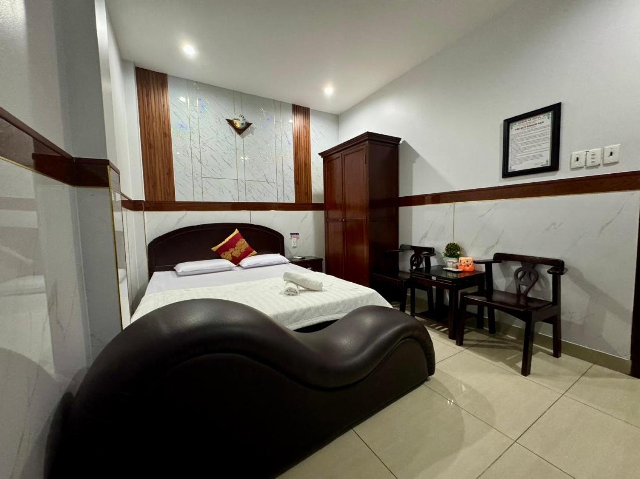Khach San Tuan Vu Ho Chi Minh City